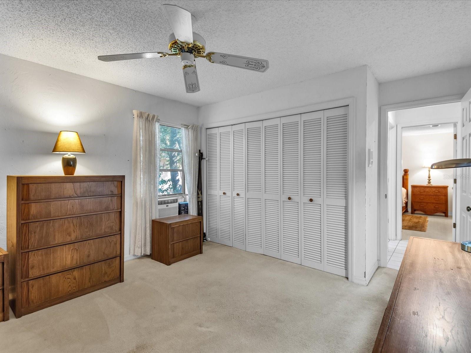 Image 30 of 53 For 6821 Country Lakes Circle