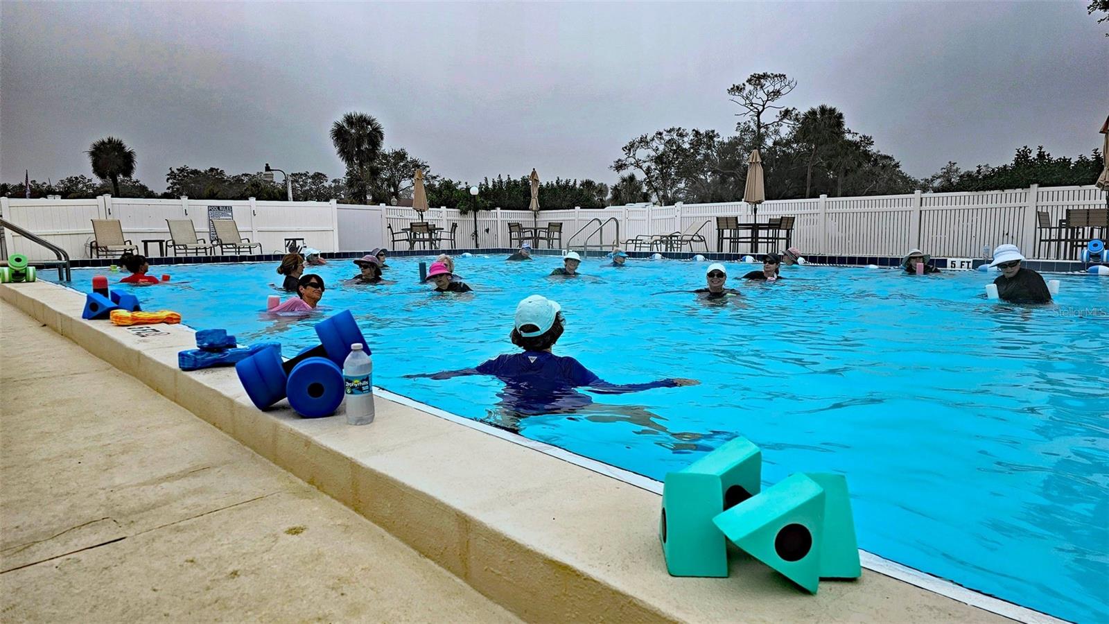 Image 47 of 53 For 6821 Country Lakes Circle