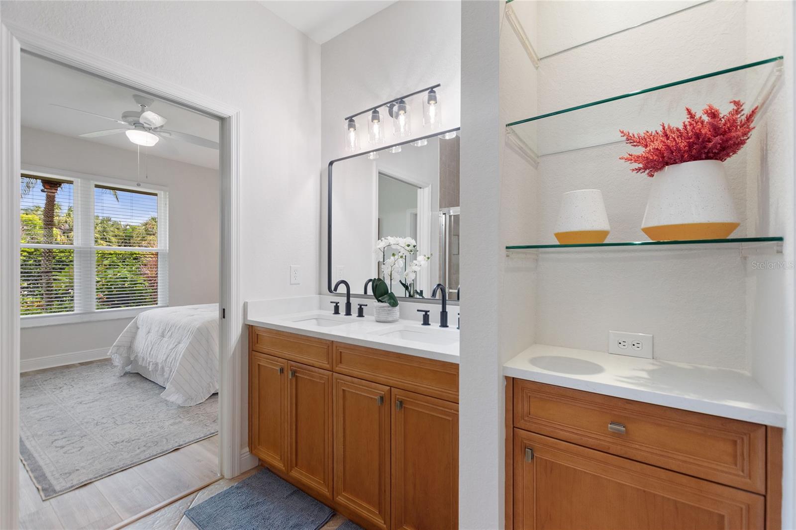 Image 22 of 36 For 4810 Turnberry Circle