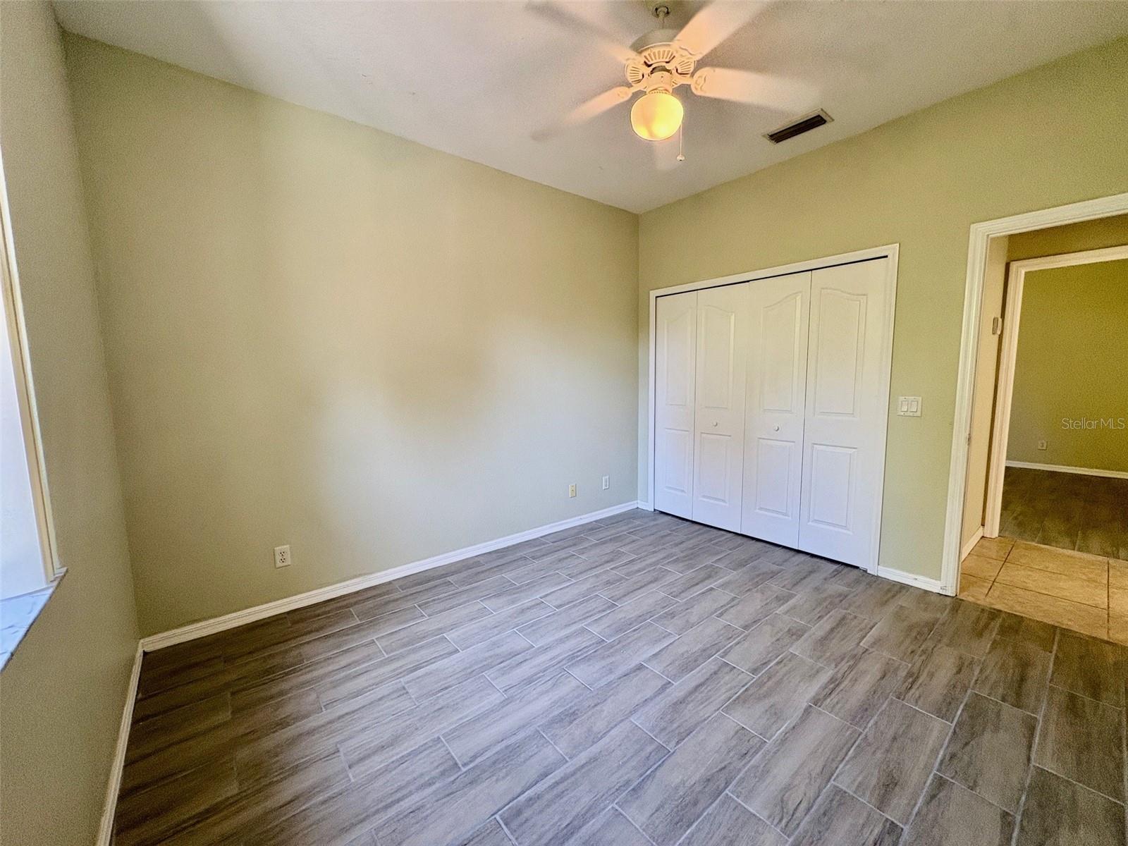 Image 23 of 32 For 5063 Sister Terrace