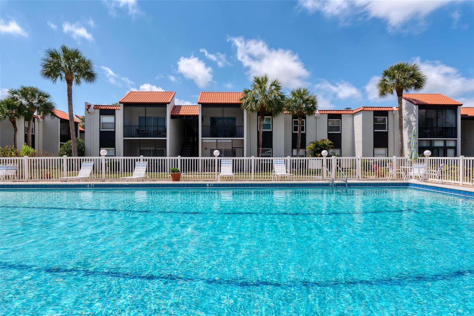 Image 24 of 36 For 3223 Beneva Road 101