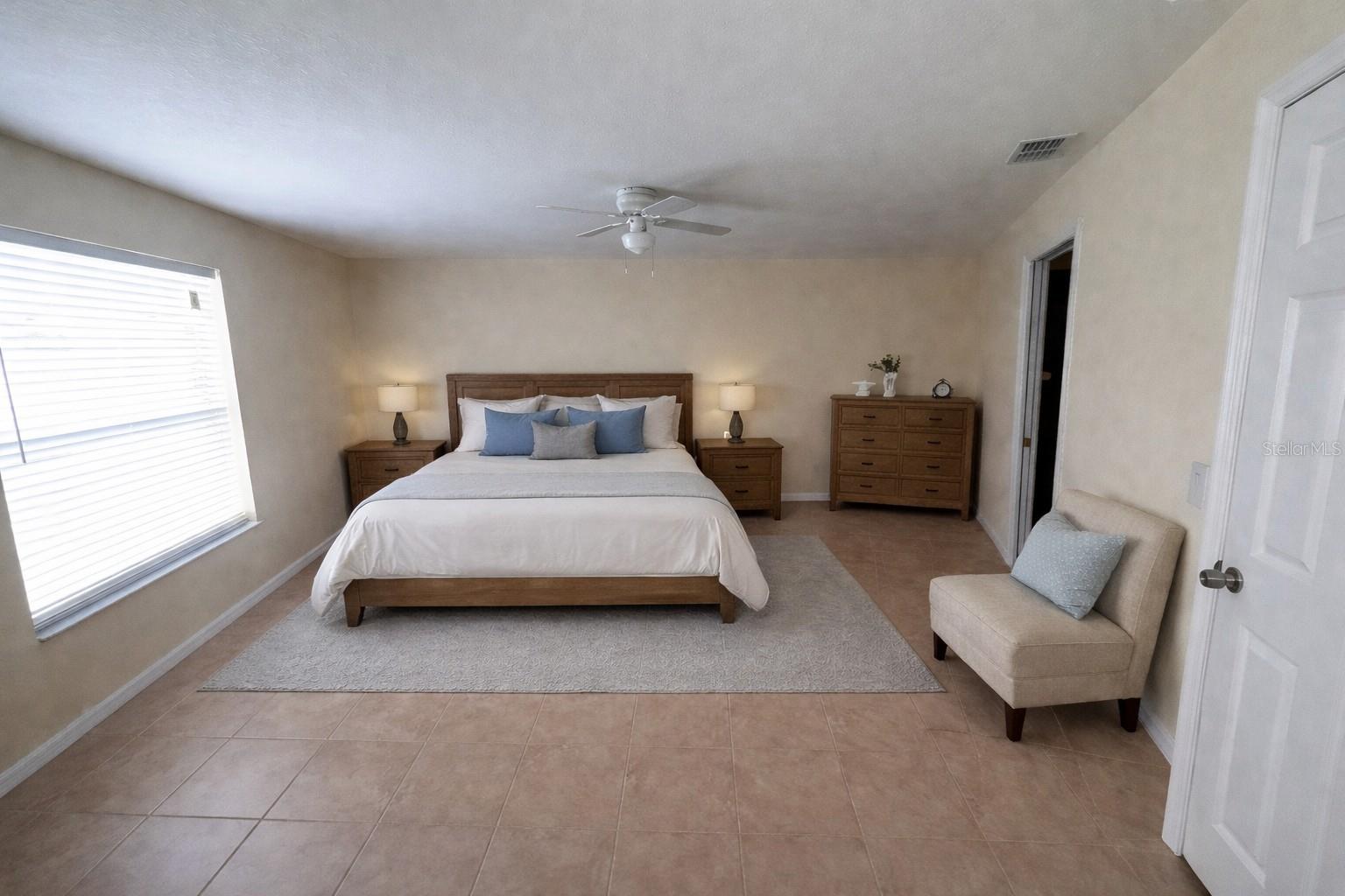 Image 14 of 32 For 10347 Grail Avenue