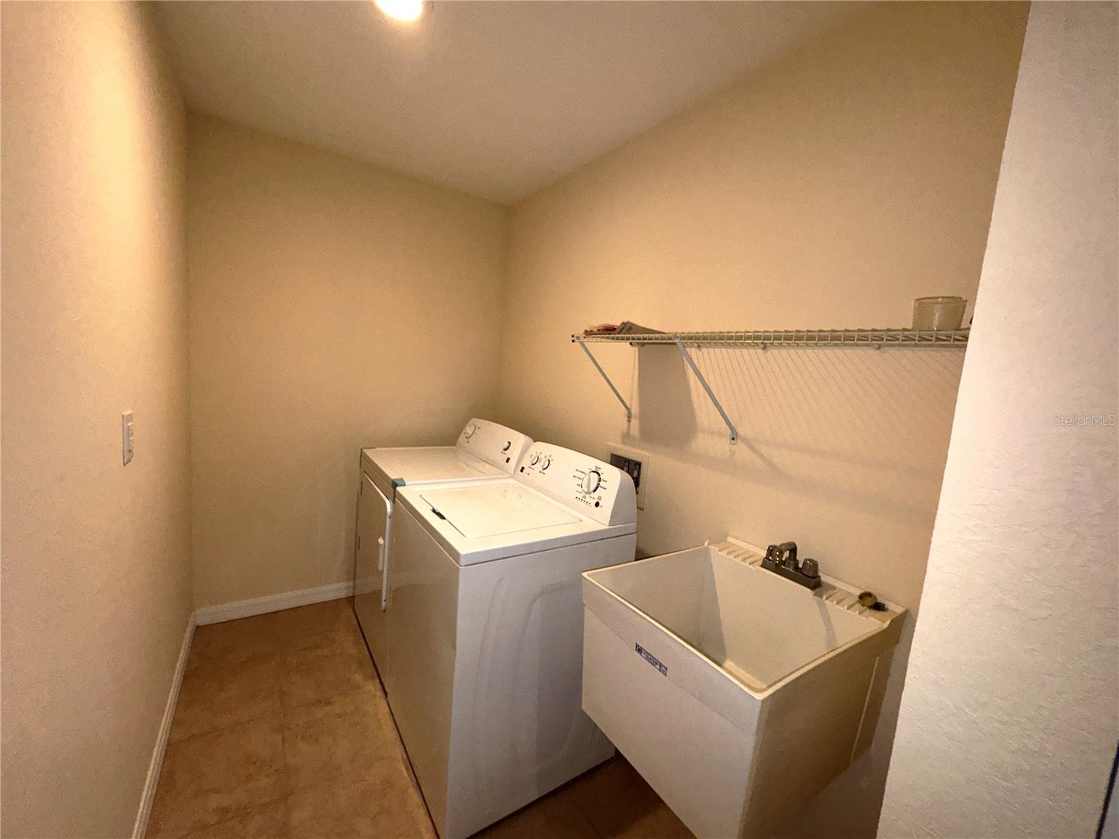 Image 24 of 32 For 10347 Grail Avenue