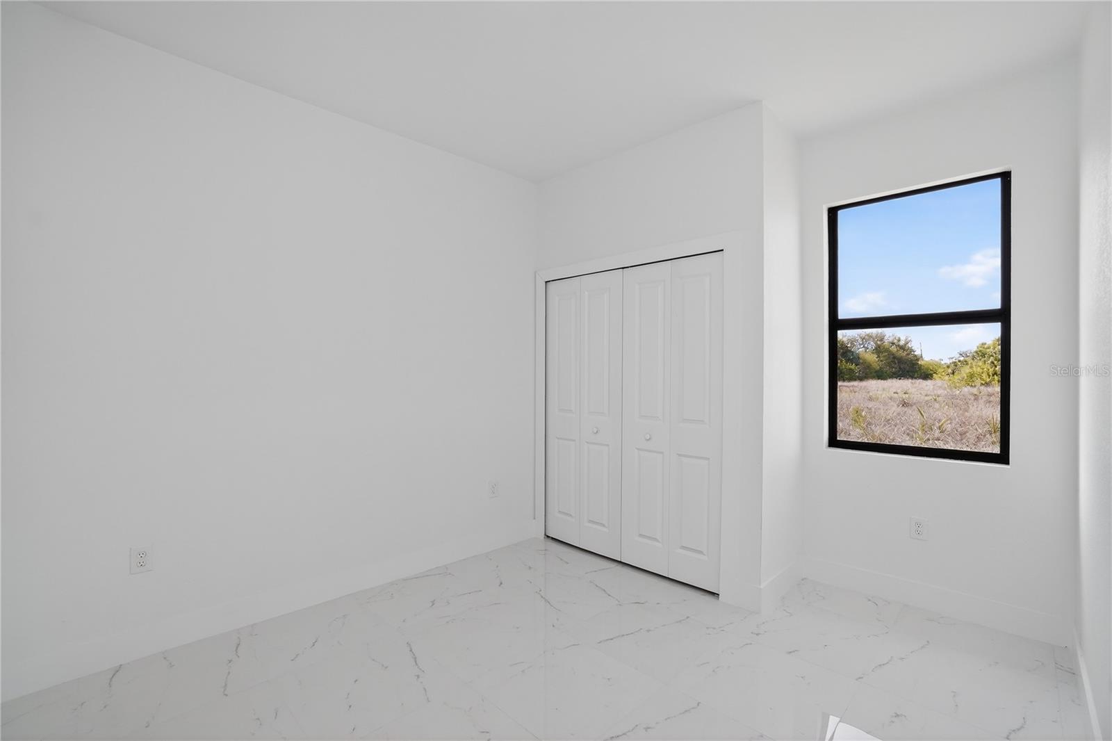 Image 25 of 65 For 336 Sunset Road