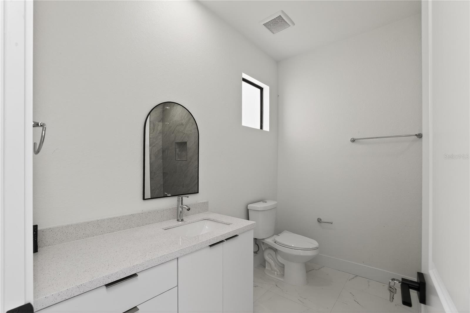 Image 44 of 65 For 336 Sunset Road