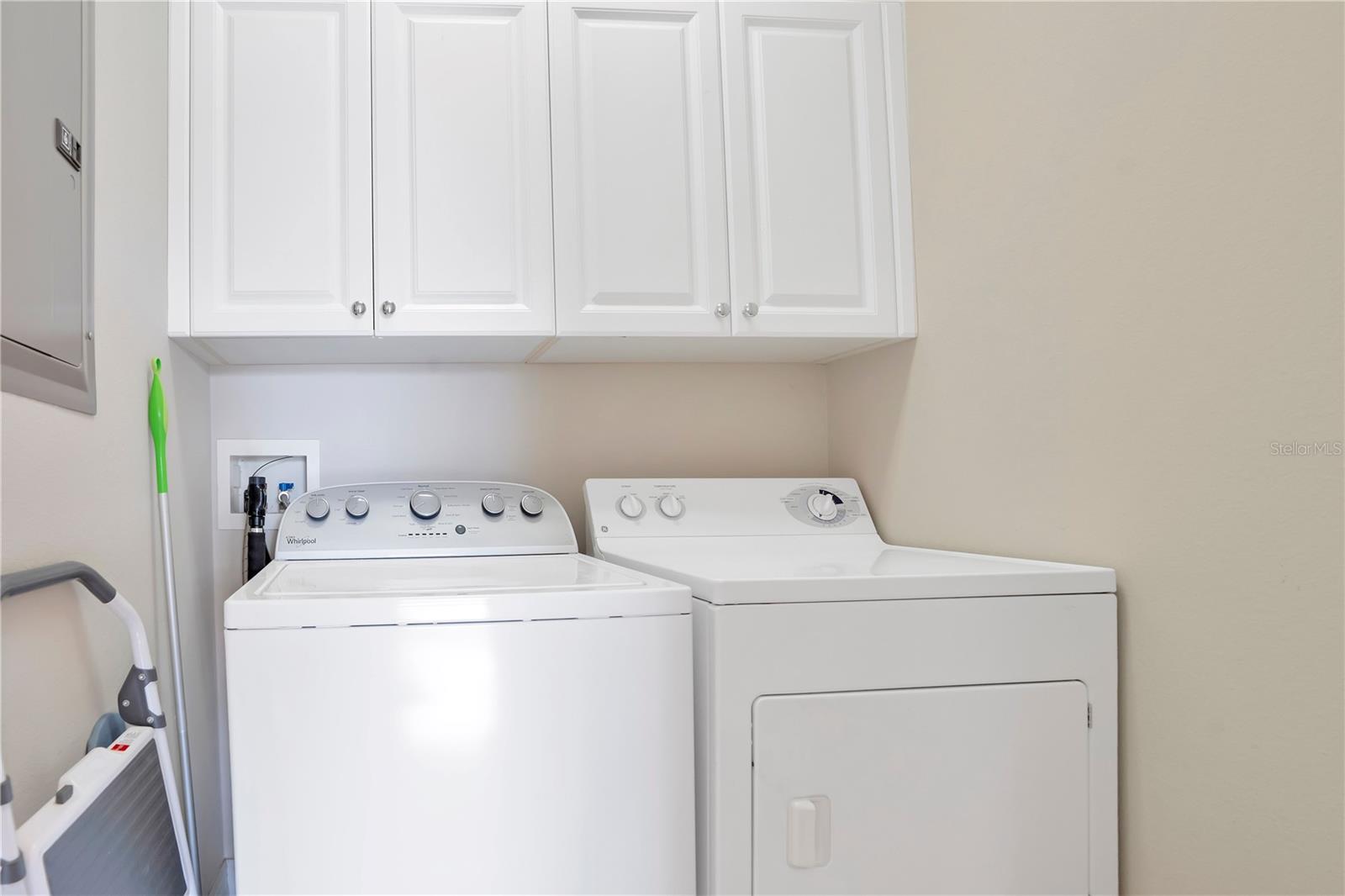 Image 21 of 76 For 926 River Basin Court 201c