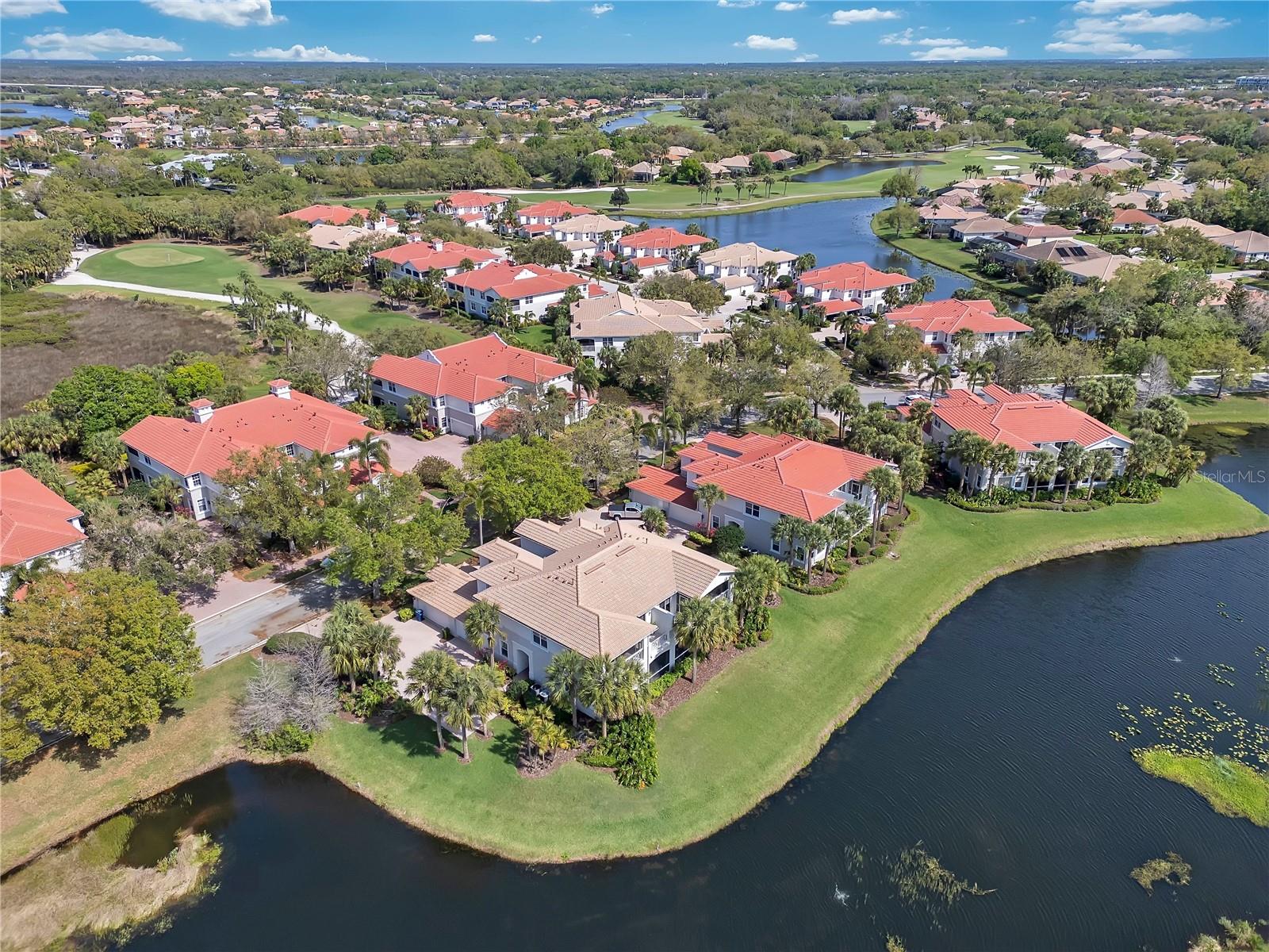 Image 34 of 76 For 926 River Basin Court 201c