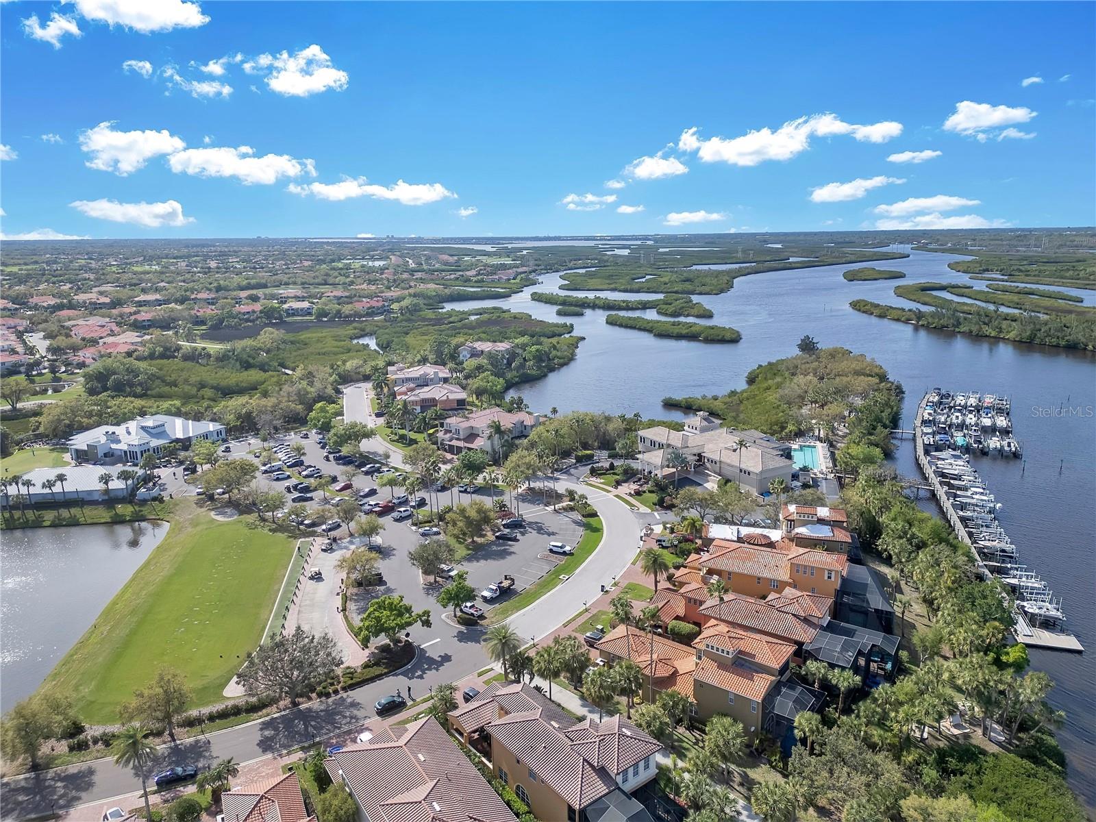 Image 40 of 76 For 926 River Basin Court 201c