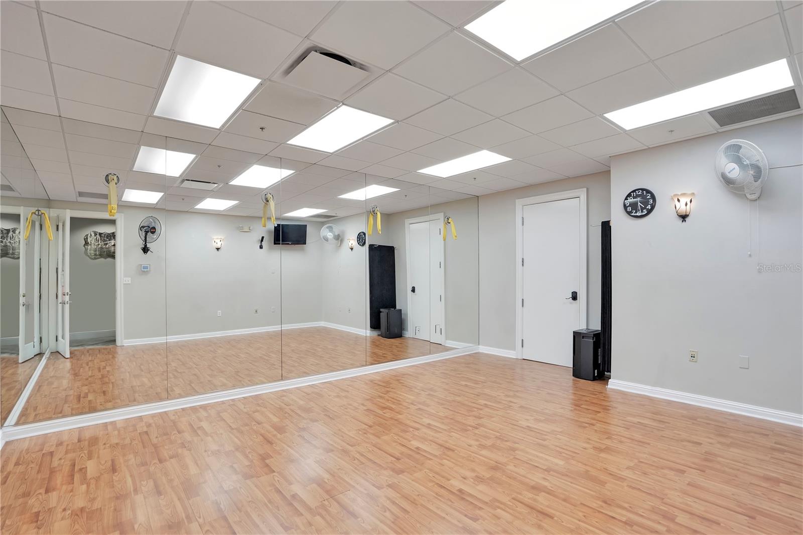 Image 69 of 76 For 926 River Basin Court 201c