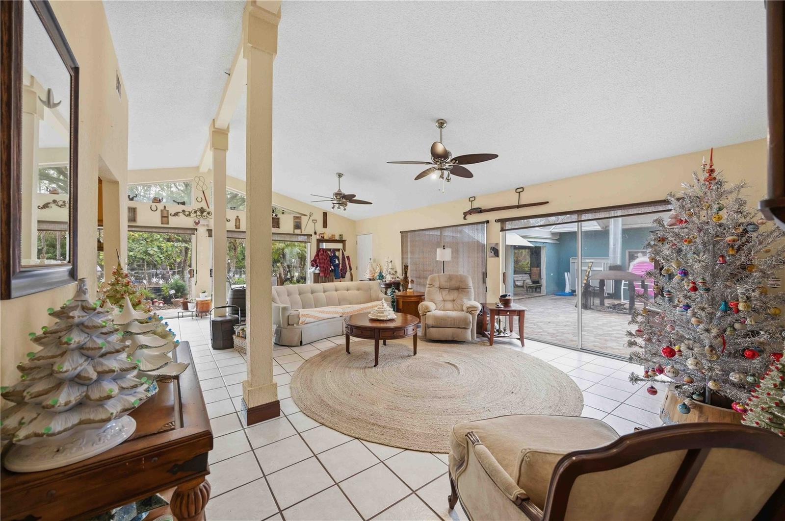 Image 4 of 26 For 6649 Pimlico Street