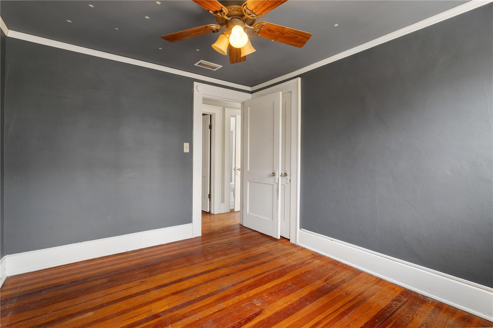 Image 20 of 29 For 1543 8th Avenue W