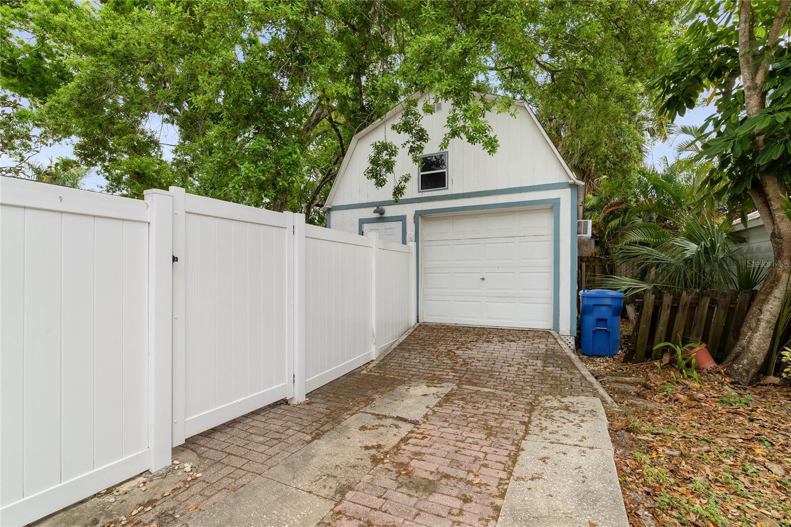 Image 28 of 29 For 1543 8th Avenue W