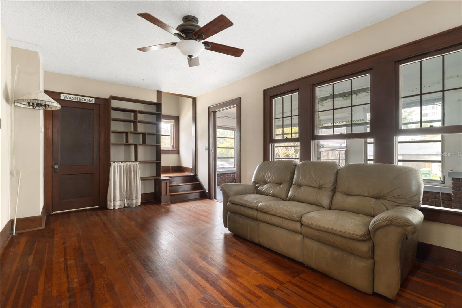 Image 6 of 29 For 1543 8th Avenue W