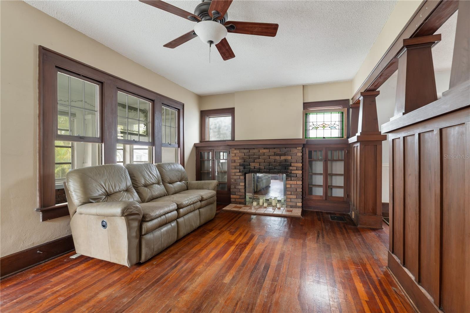 Image 7 of 29 For 1543 8th Avenue W