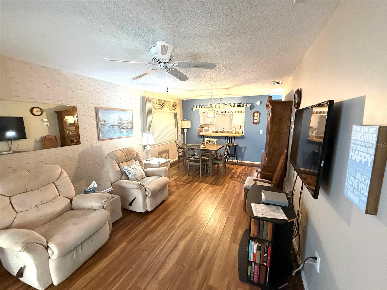 Image 10 of 42 For 390 301 Boulevard W 8a