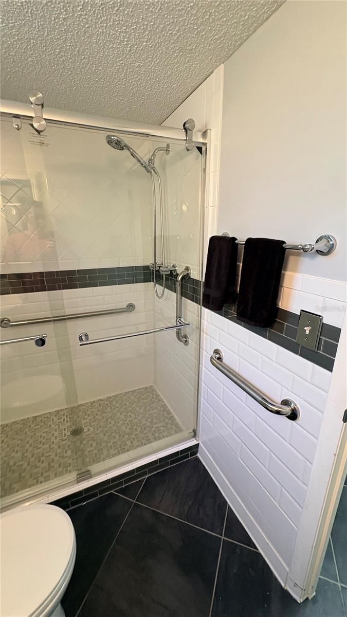 Image 17 of 26 For 3514 Lake Bayshore Drive K-108