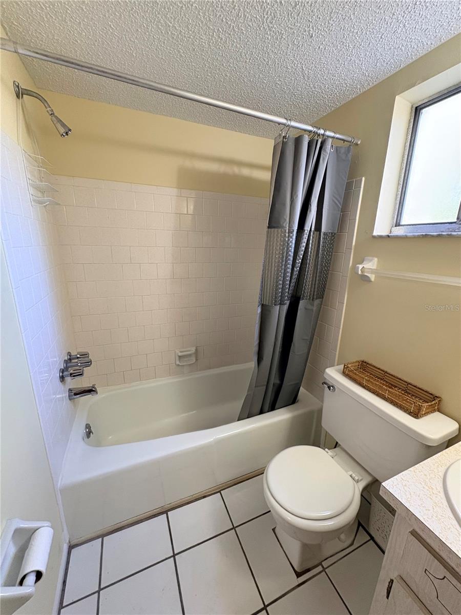 Image 21 of 26 For 3514 Lake Bayshore Drive K-108