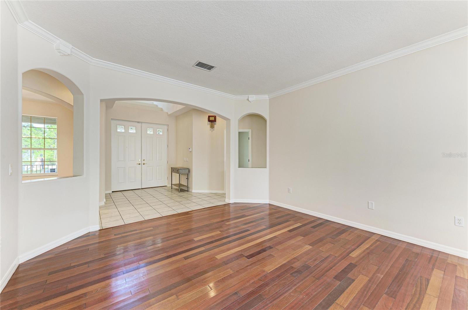 Image 11 of 90 For 21616 67th Avenue E