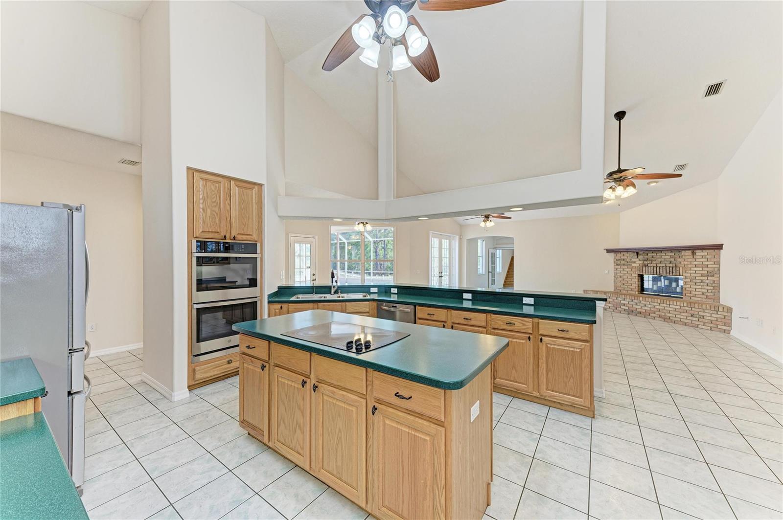 Image 23 of 90 For 21616 67th Avenue E