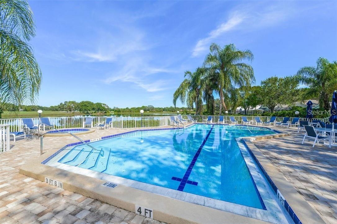 Image 3 of 50 For 7904 Hampton Court