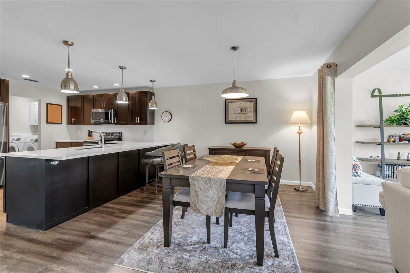 Image 10 of 46 For 5519 Palm Aire Drive