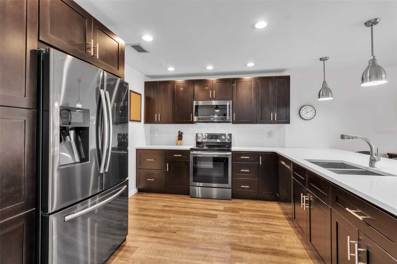 Image 13 of 46 For 5519 Palm Aire Drive