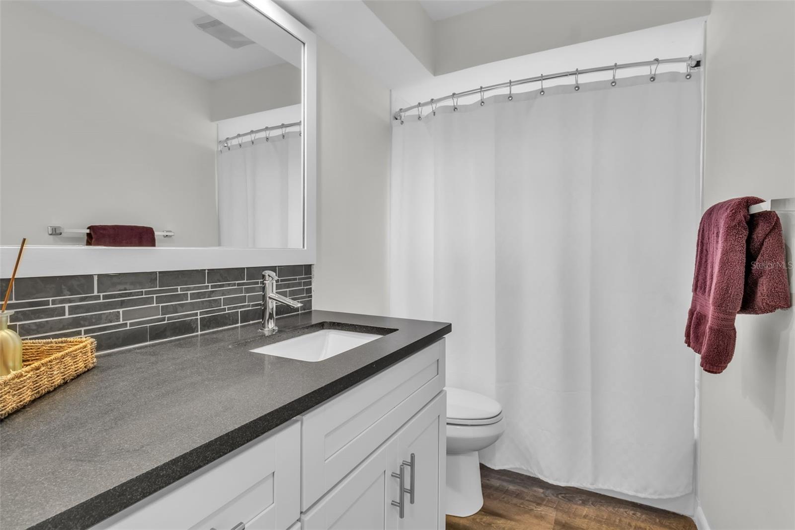 Image 36 of 46 For 5519 Palm Aire Drive