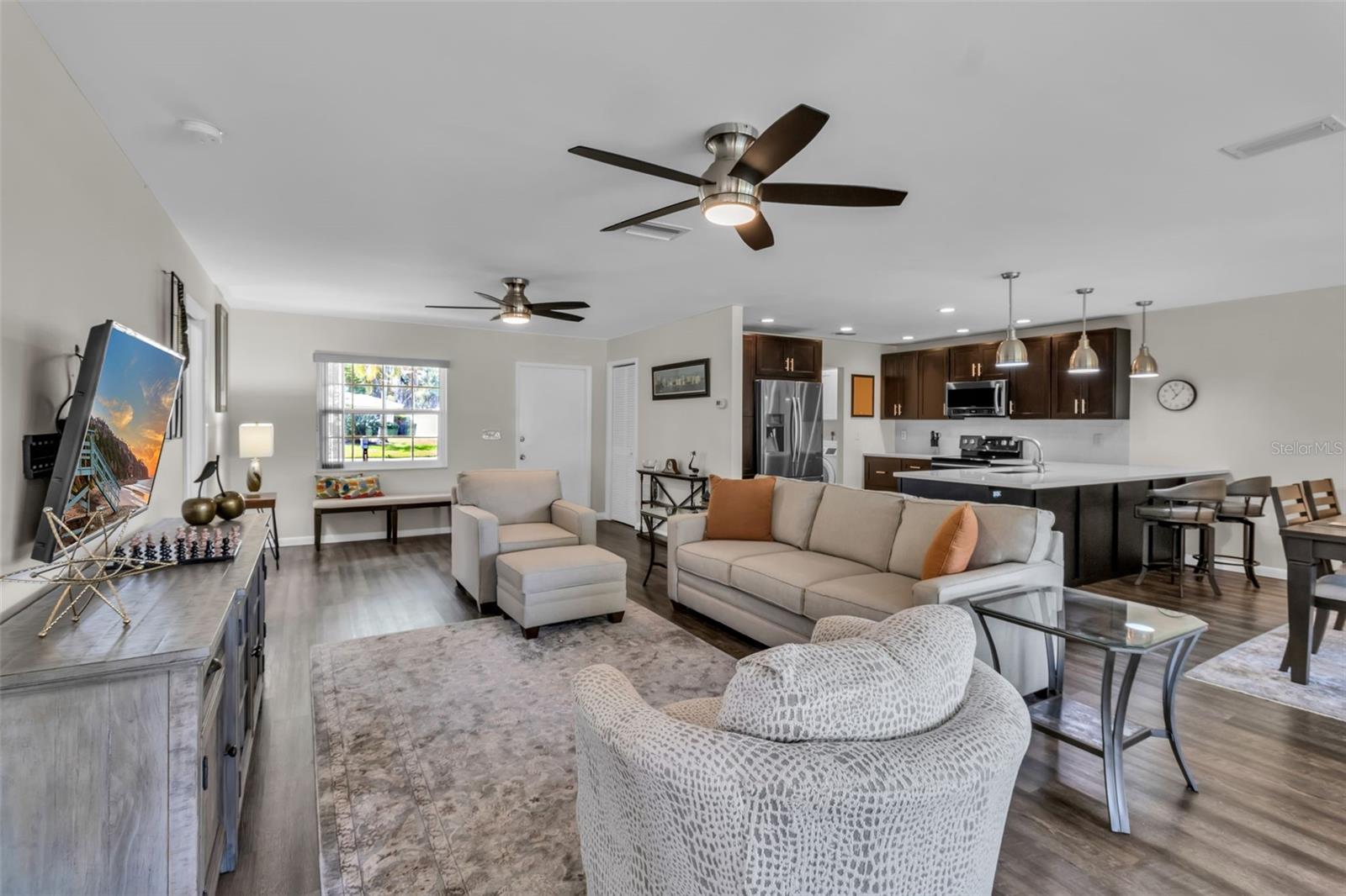 Image 6 of 46 For 5519 Palm Aire Drive