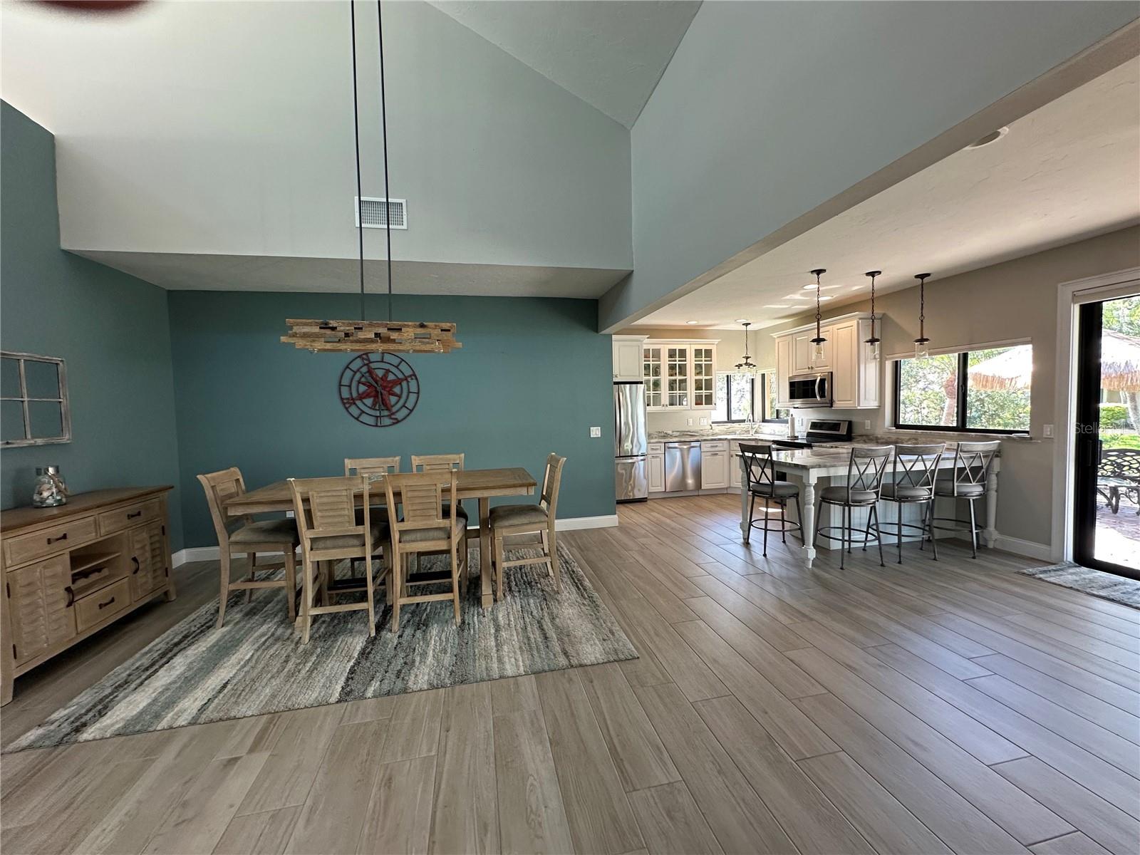 Image 18 of 48 For 195 Inlets Boulevard 195