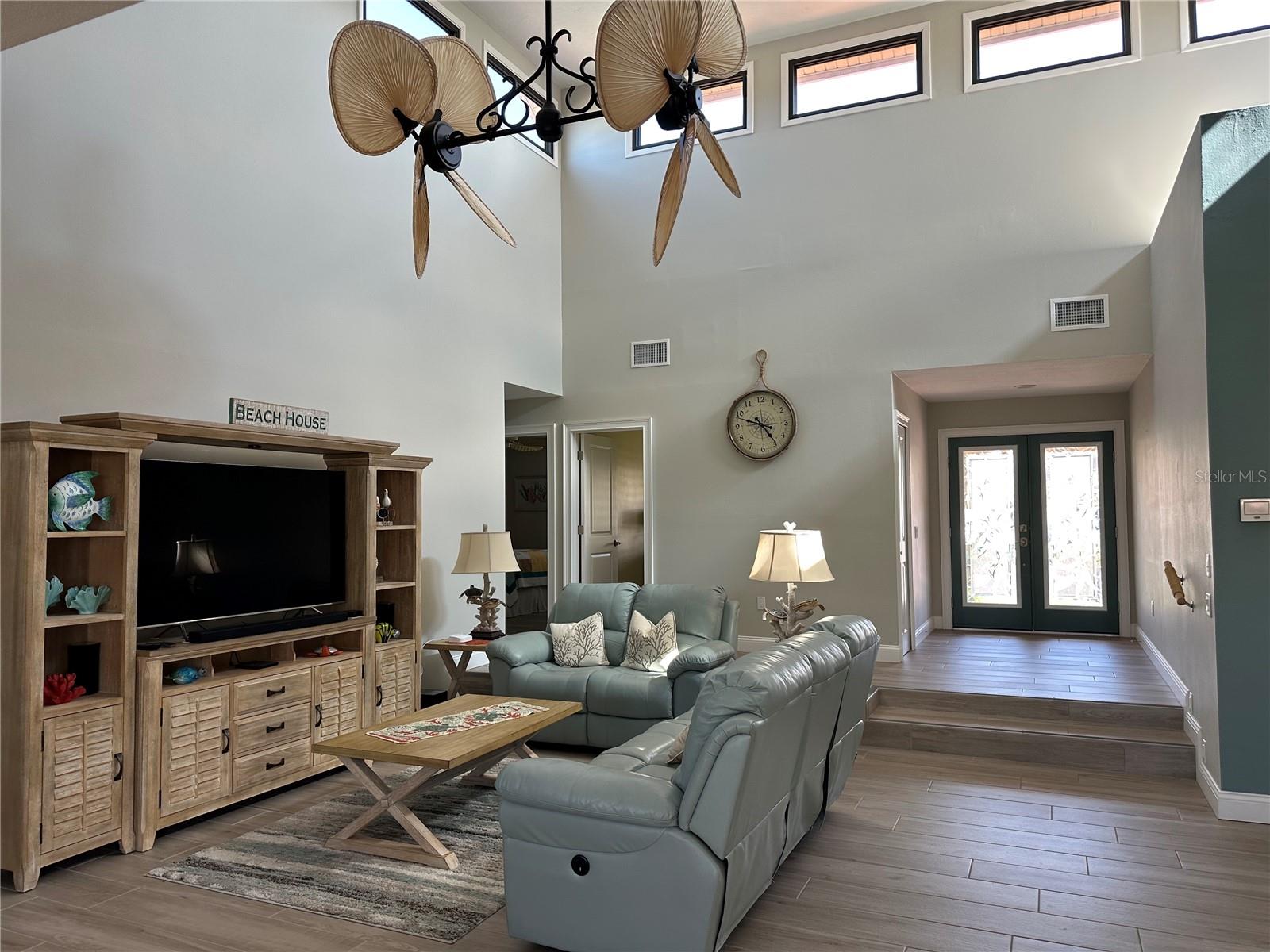 Image 22 of 48 For 195 Inlets Boulevard 195