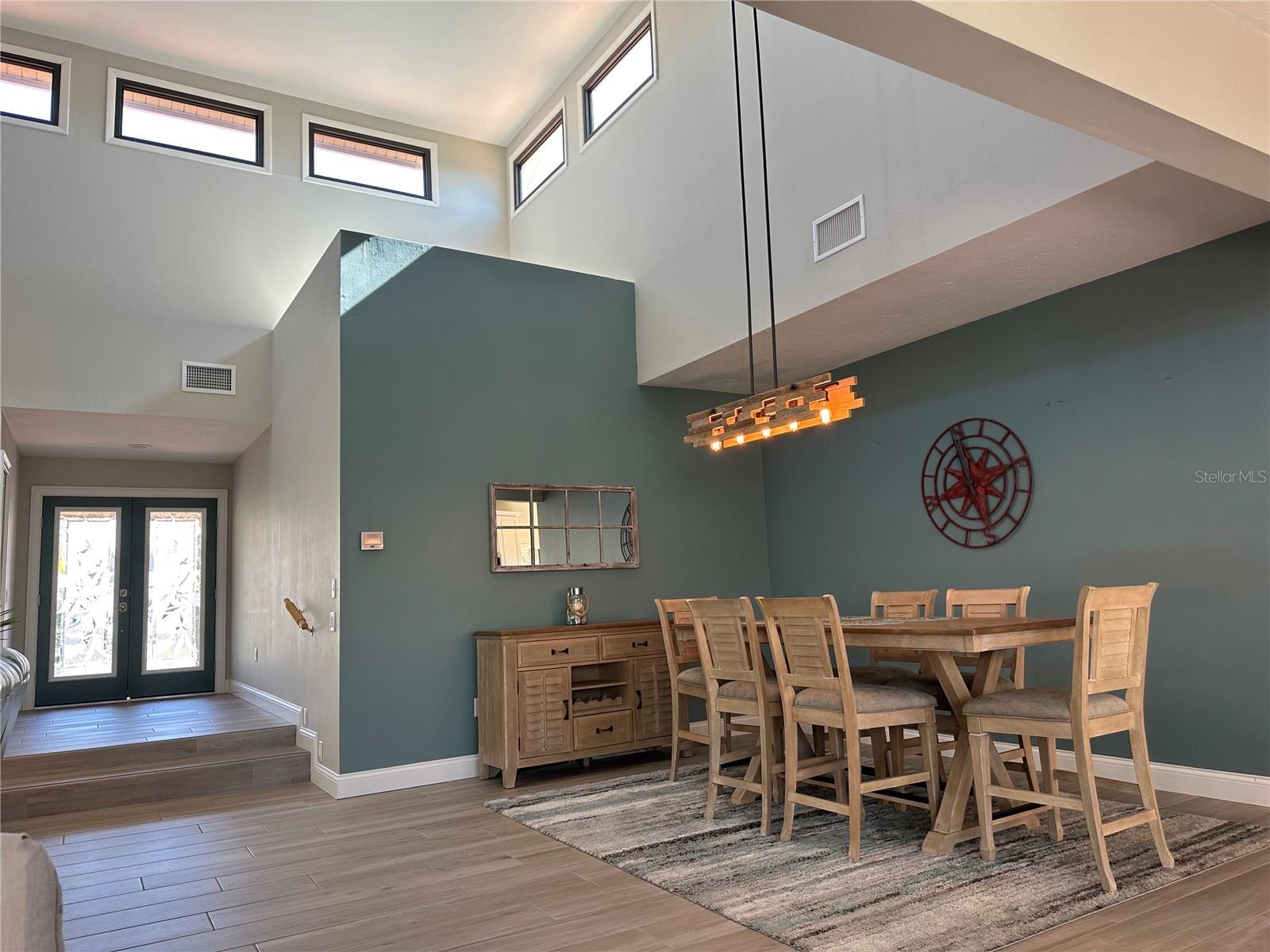 Image 25 of 48 For 195 Inlets Boulevard 195