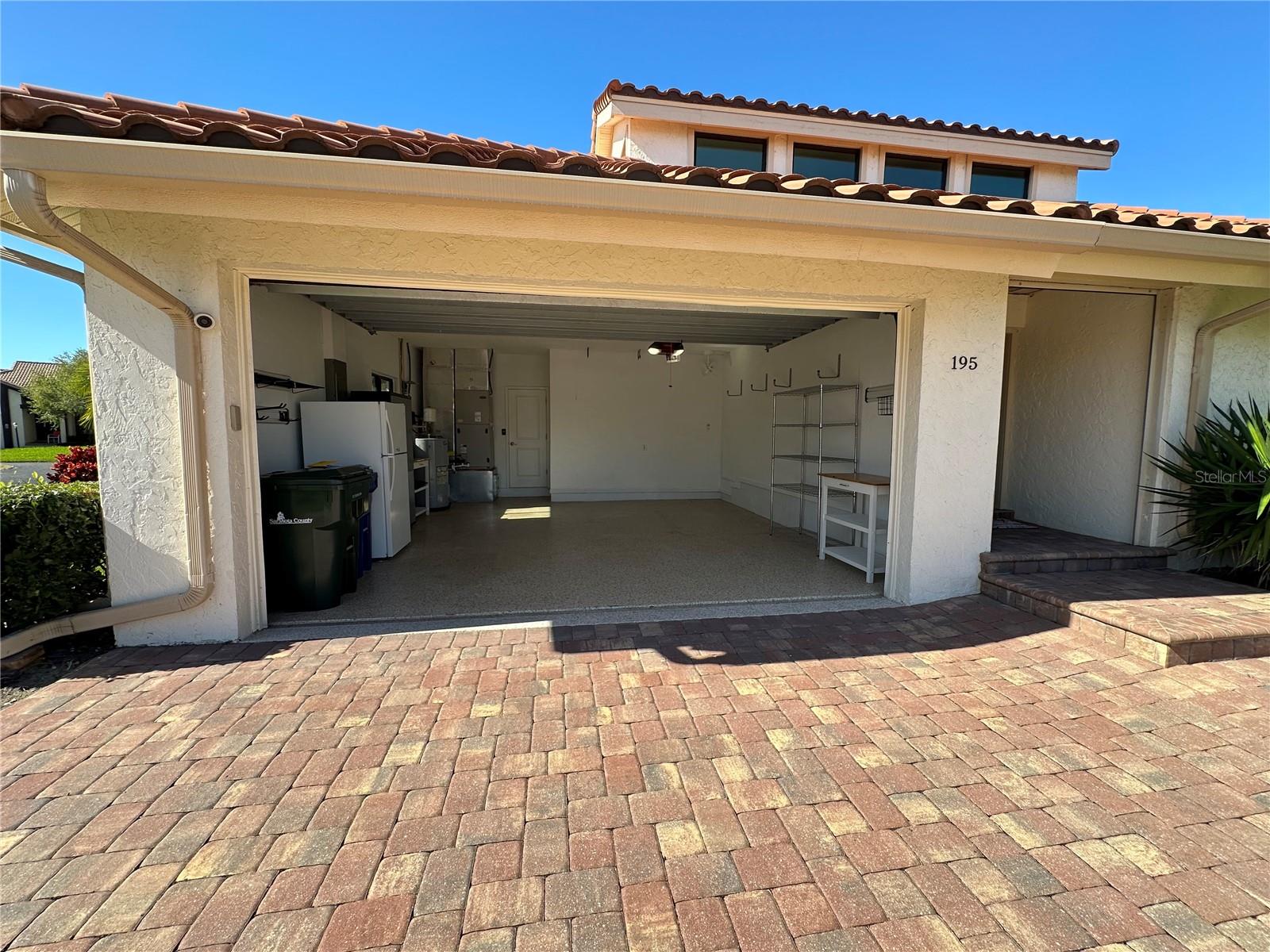 Image 7 of 48 For 195 Inlets Boulevard 195