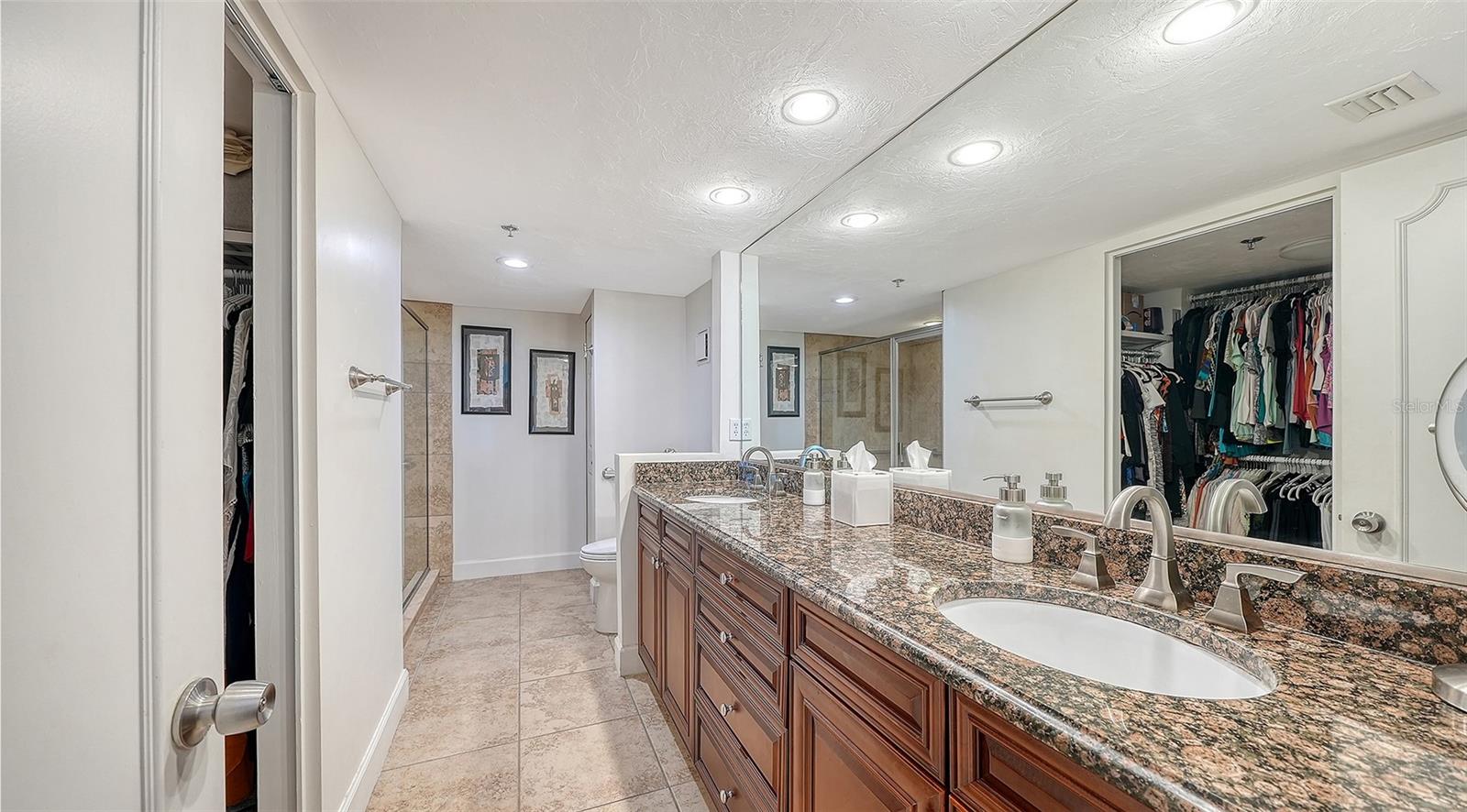 Image 31 of 65 For 888 Blvd Of The Arts  505