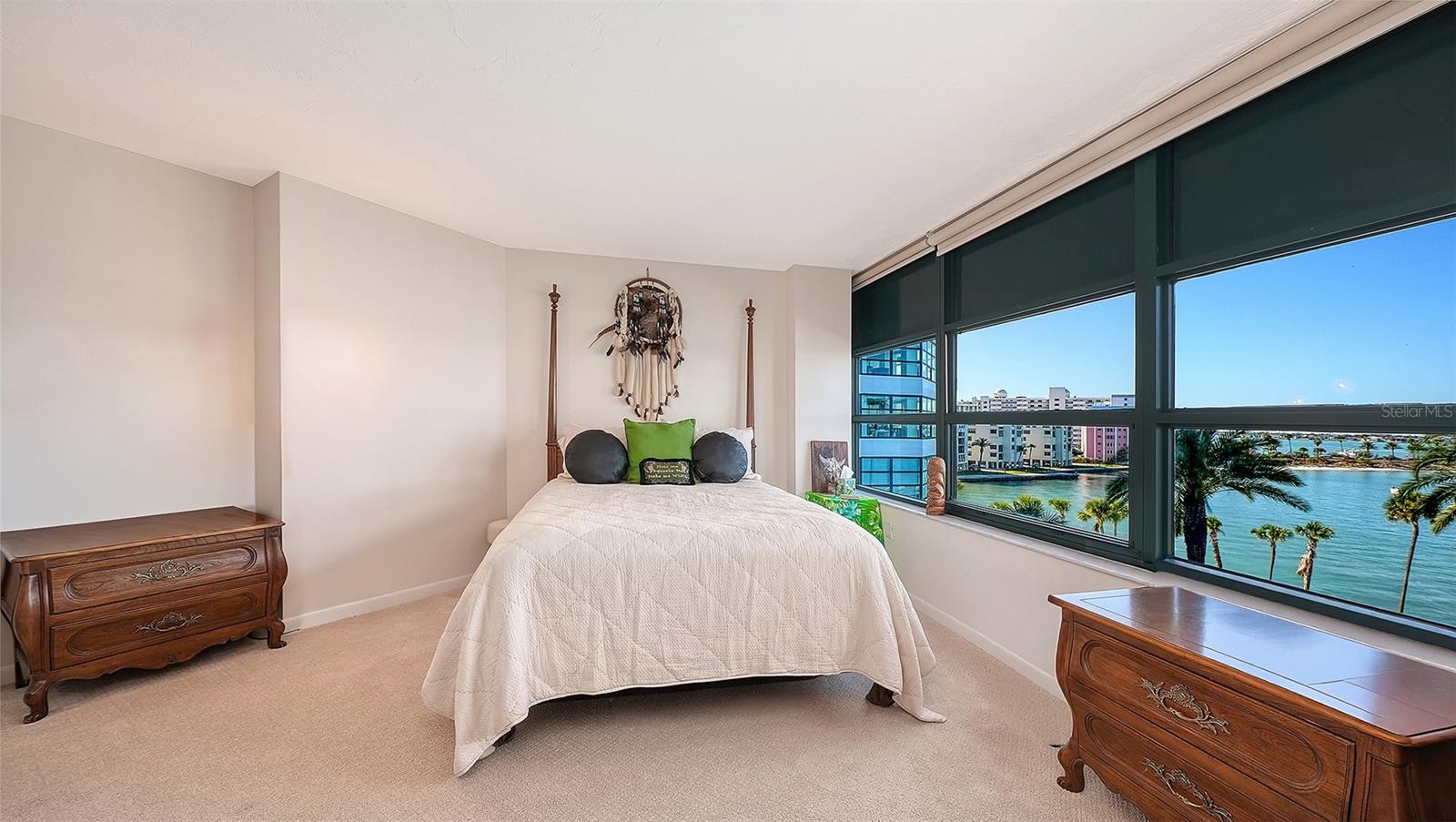 Image 33 of 65 For 888 Blvd Of The Arts  505