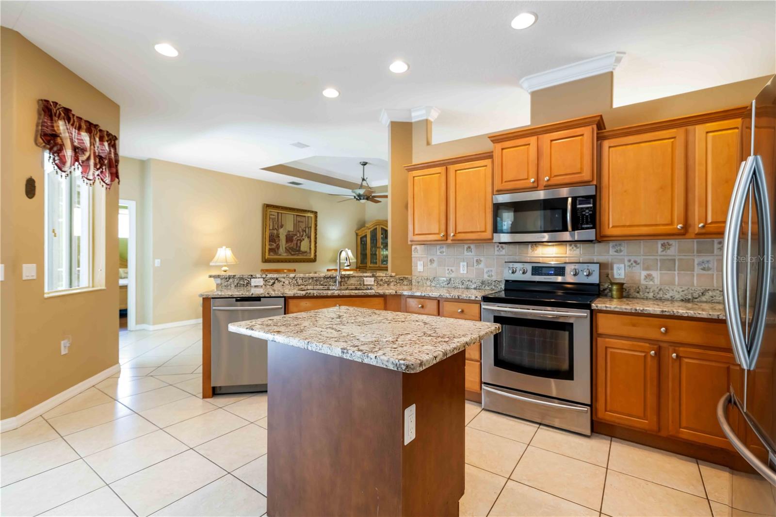 Image 5 of 60 For 8121 Indigo Ridge Terrace