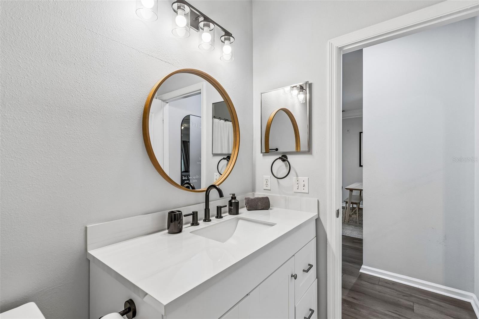 Image 30 of 65 For 4207 Dale Mabry Highway 9305