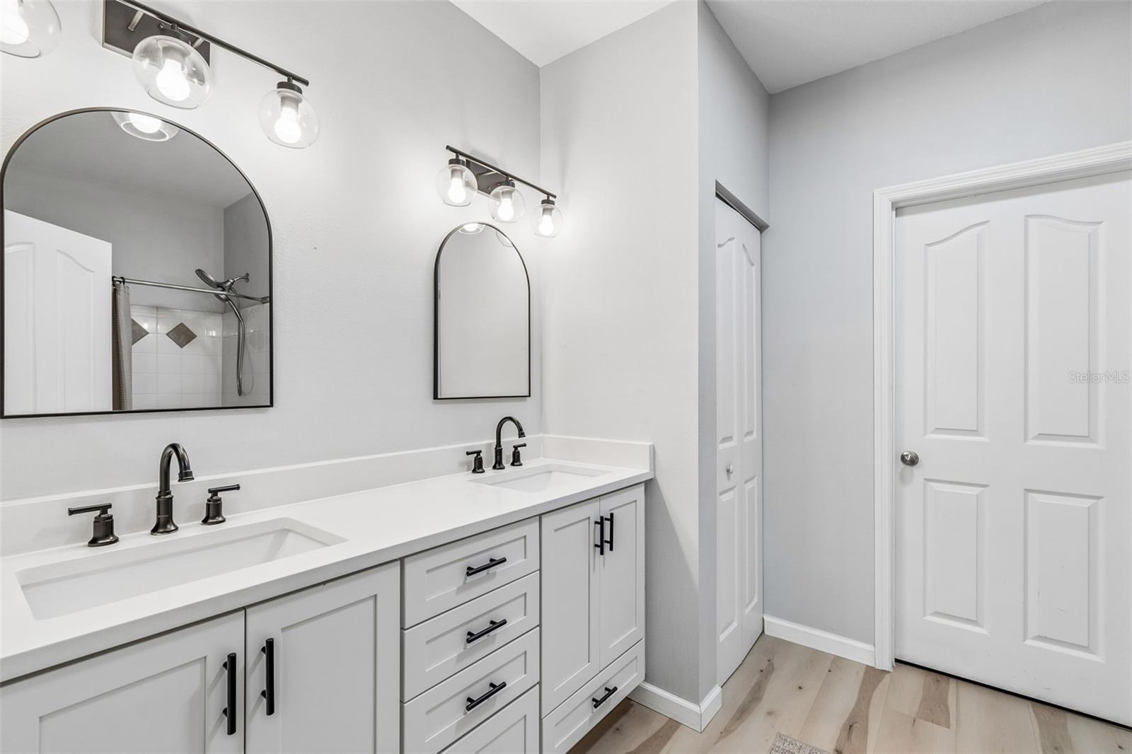 Image 36 of 65 For 4207 Dale Mabry Highway 9305