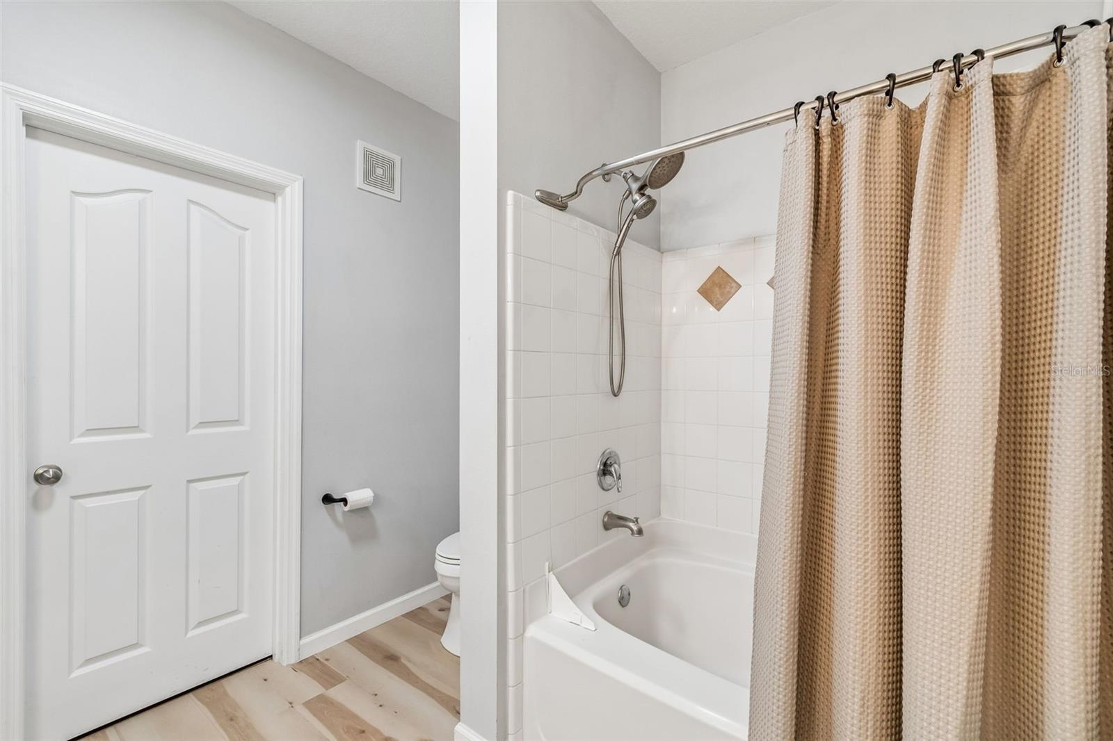 Image 38 of 65 For 4207 Dale Mabry Highway 9305