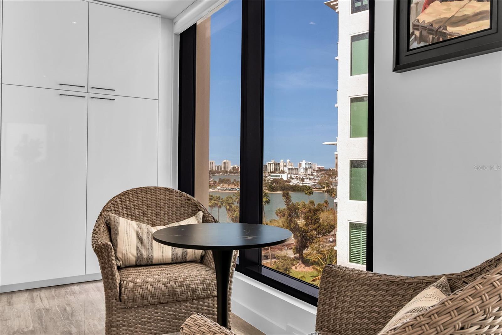 Image 14 of 40 For 707 Gulfstream Avenue 802