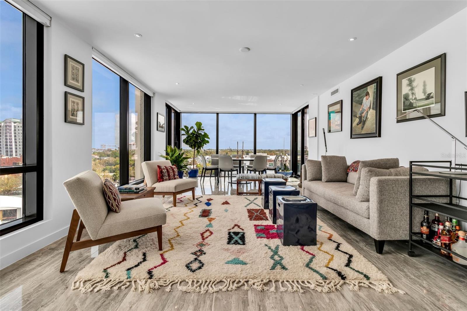 Image 16 of 40 For 707 Gulfstream Avenue 802