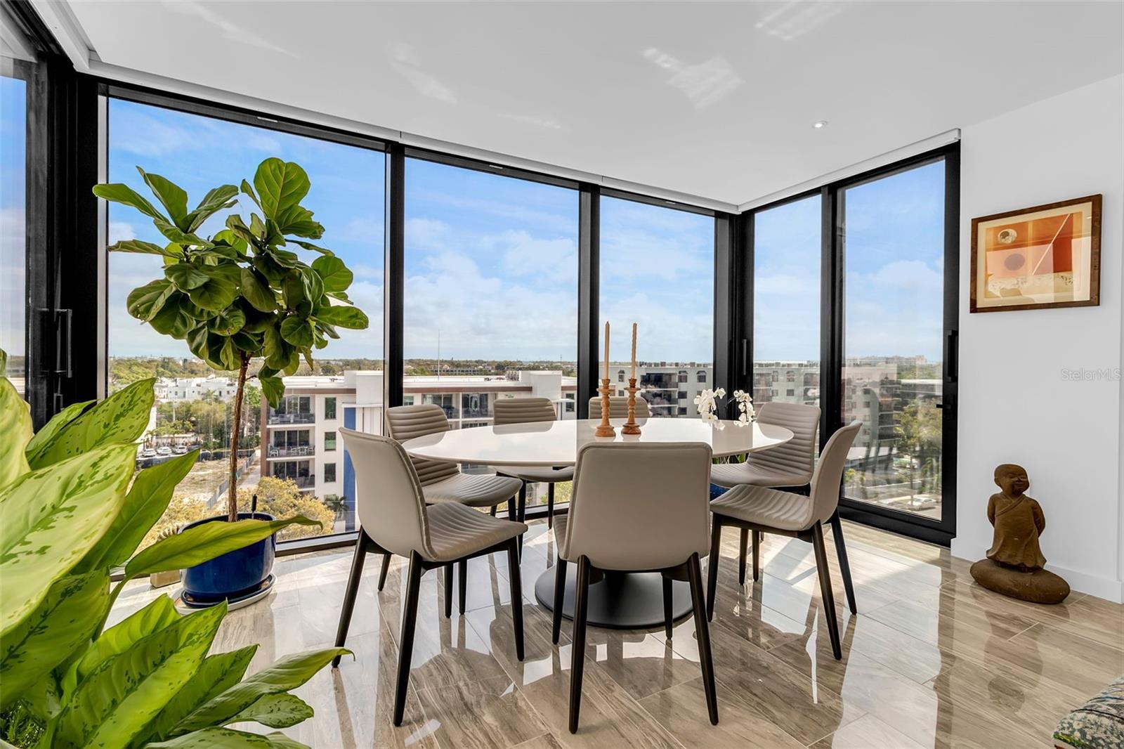 Image 18 of 40 For 707 Gulfstream Avenue 802