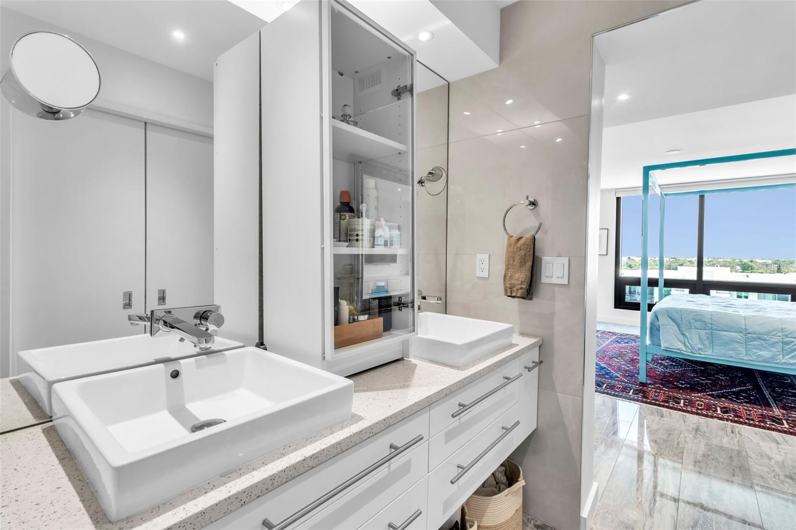 Image 26 of 40 For 707 Gulfstream Avenue 802