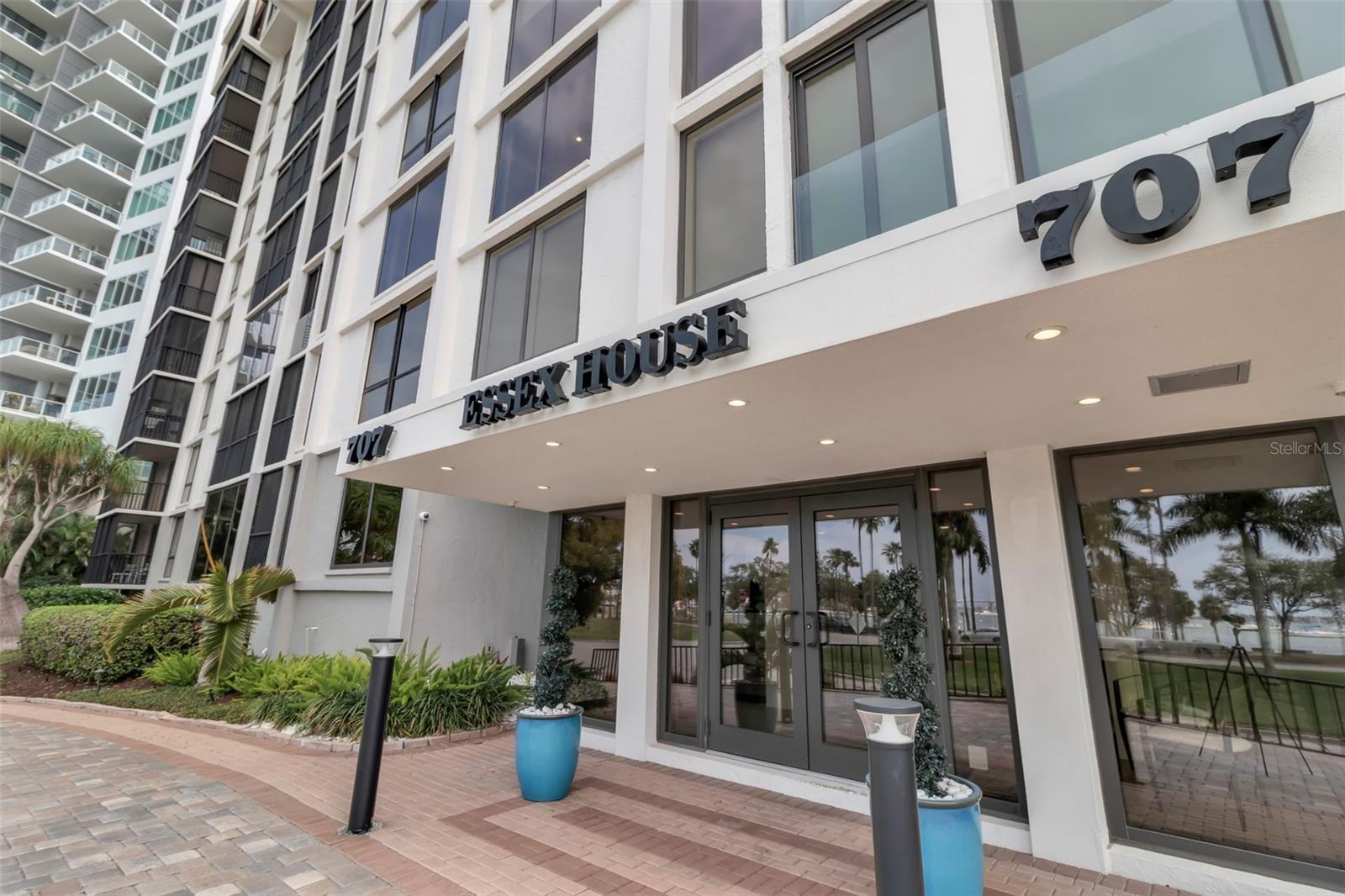 Image 4 of 40 For 707 Gulfstream Avenue 802