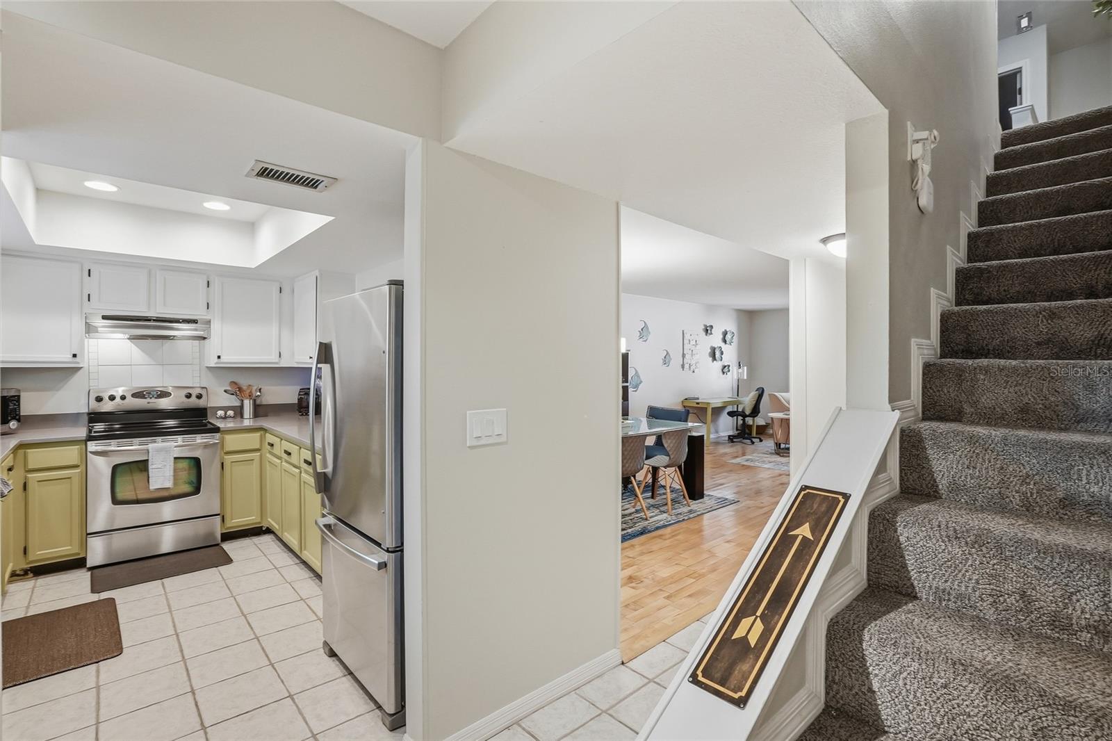 Image 5 of 37 For 8314 Civic Road