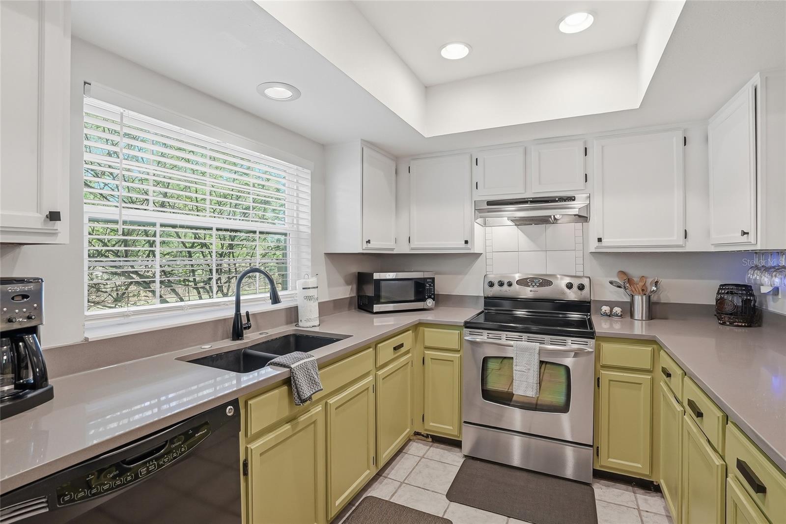 Image 6 of 37 For 8314 Civic Road