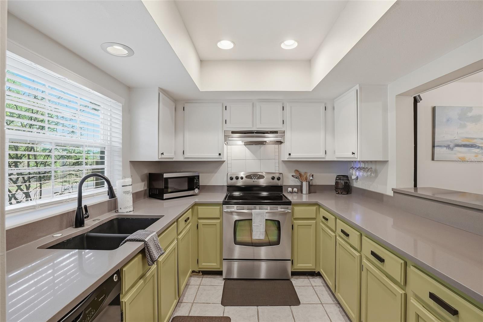 Image 7 of 37 For 8314 Civic Road