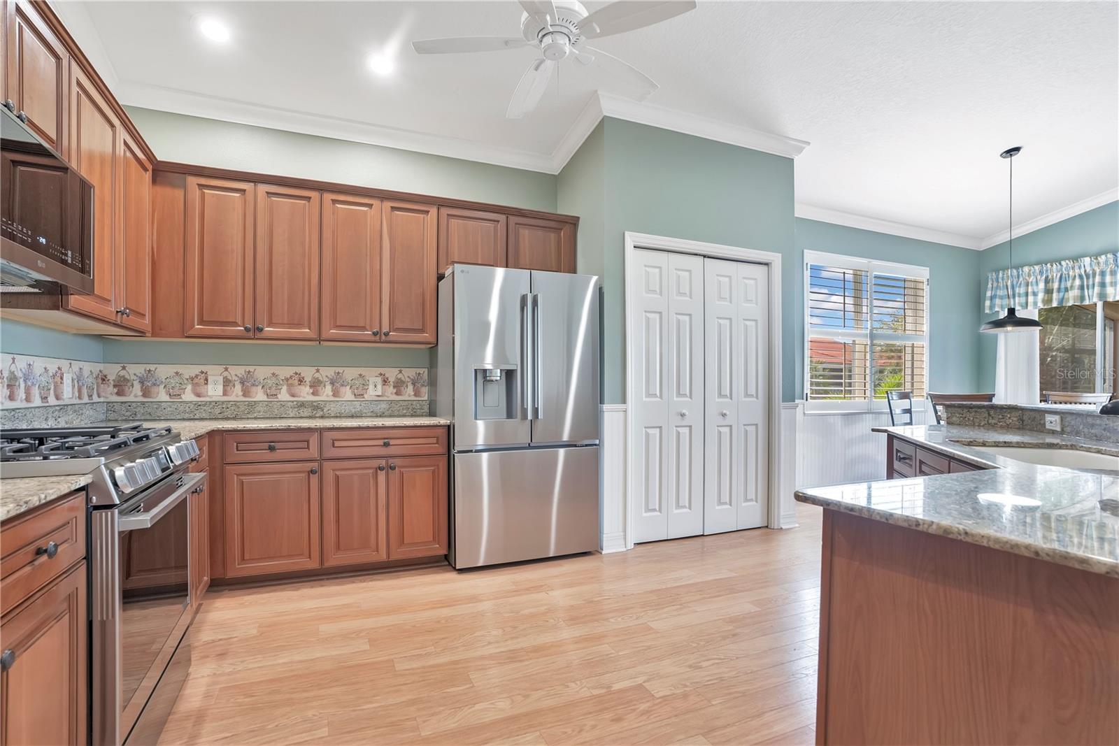 Image 4 of 89 For 9623 Sea Turtle Terrace 201