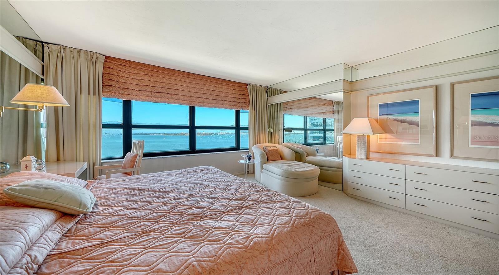 Image 14 of 84 For 988 Blvd Of The Arts  1411