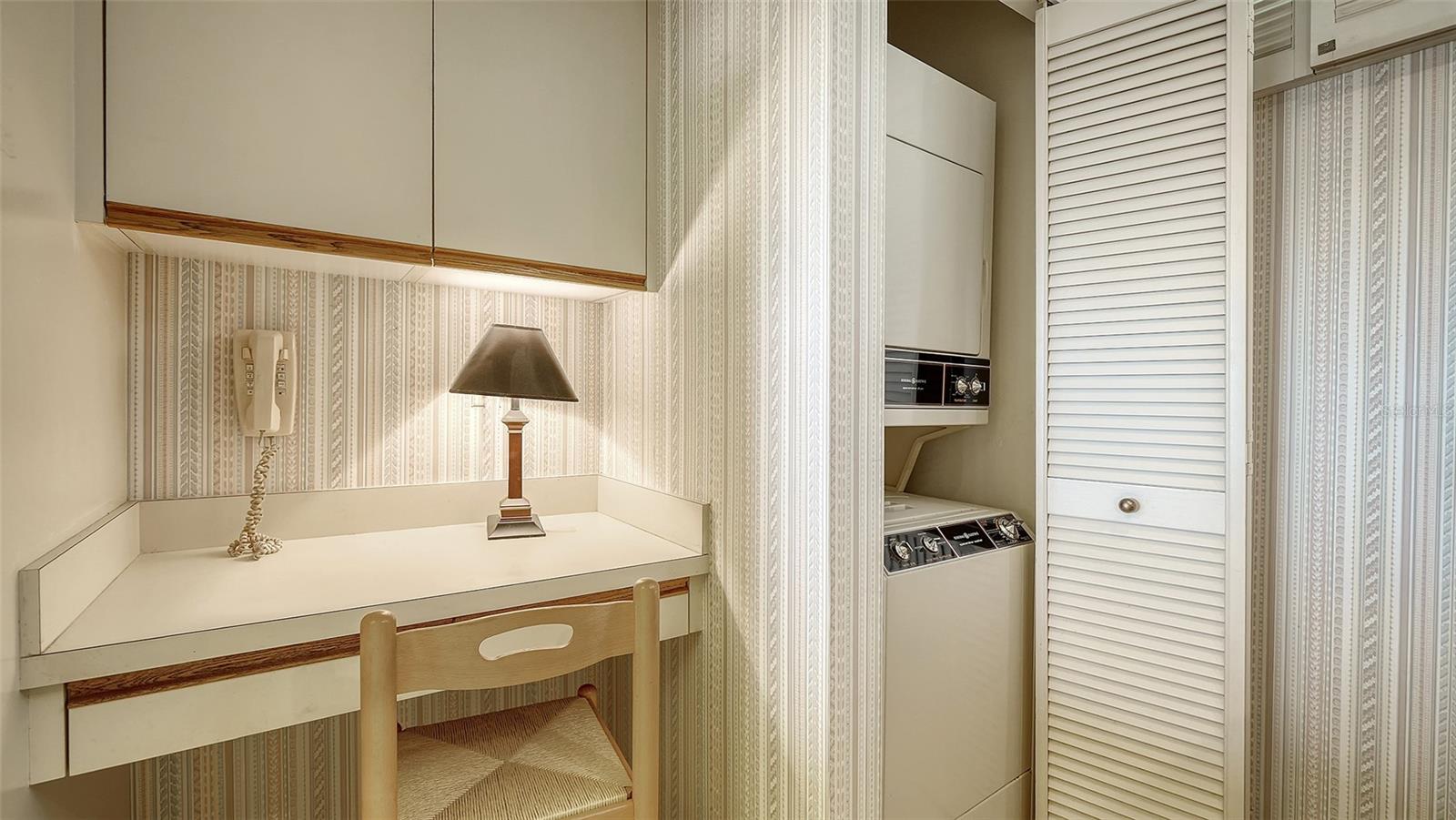 Image 20 of 84 For 988 Blvd Of The Arts  1411