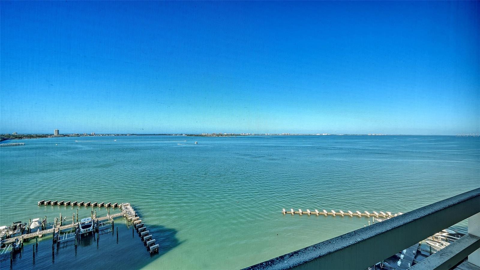 Image 26 of 84 For 988 Blvd Of The Arts  1411